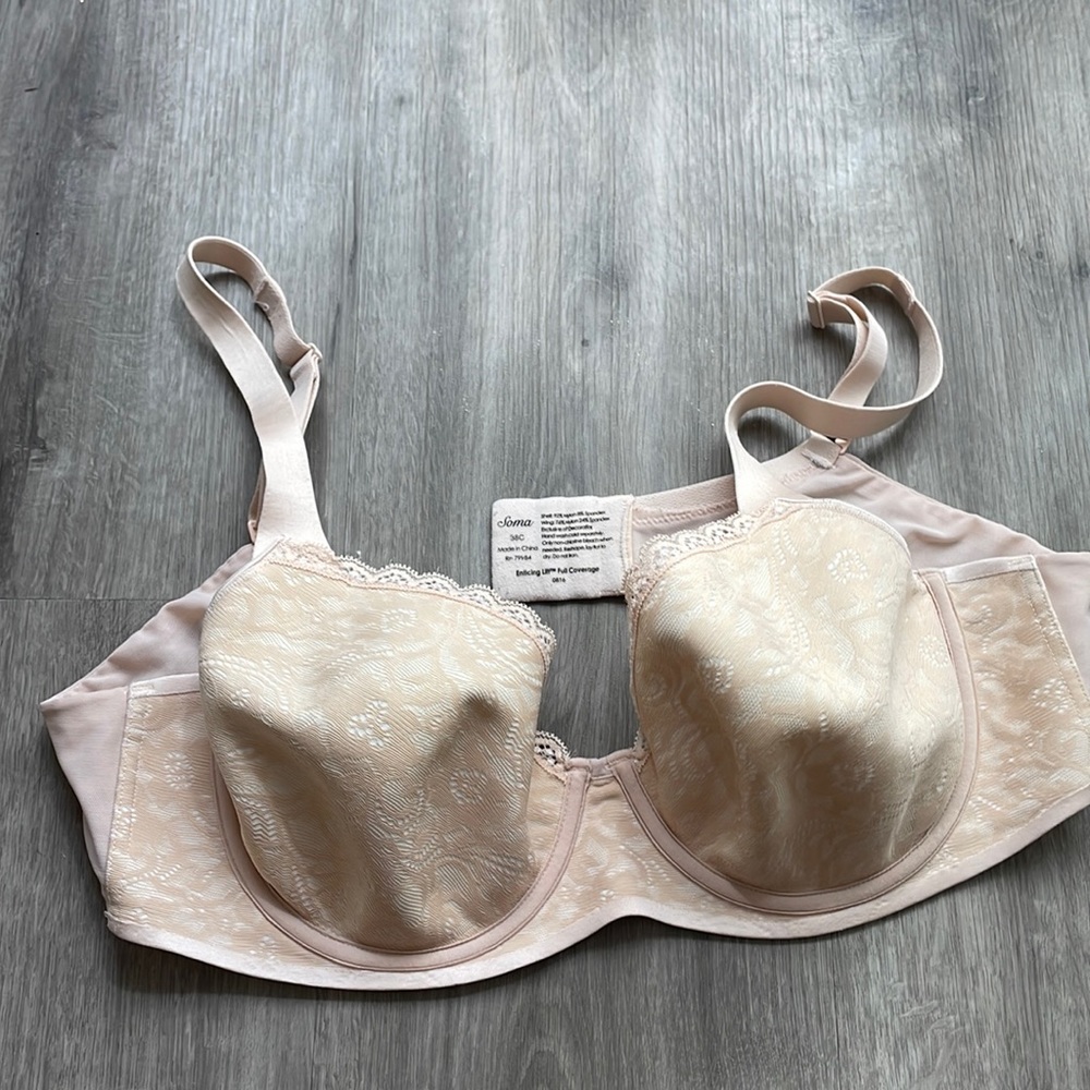 Soma 38C Enticing Lift full coverage beige